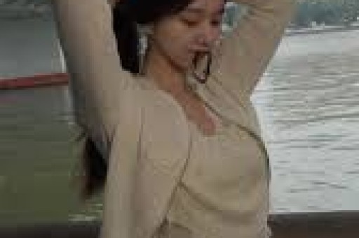 微博封杀“吃瓜少女张小寒”：频发不实爆料明星隐私惹众怒